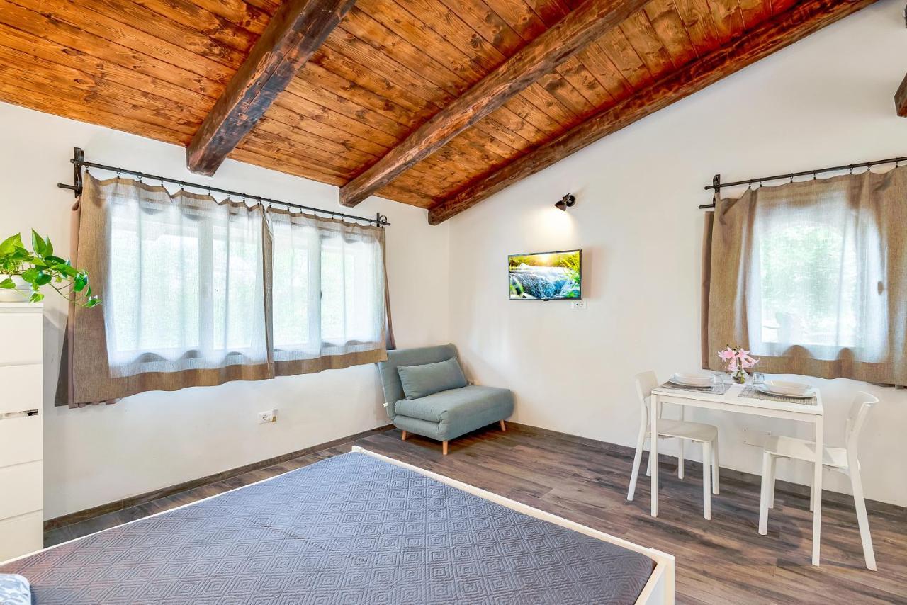 Ippotur Medieval Resort Кастельнуово-ди-Магра Экстерьер фото